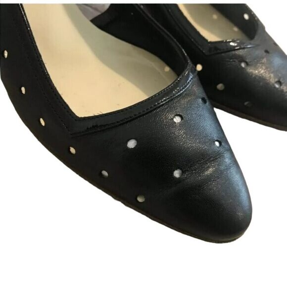 Butter Size 7 Black Leather Perforated Slingback Heels Shoes Almond Toe - Picture 3 of 8